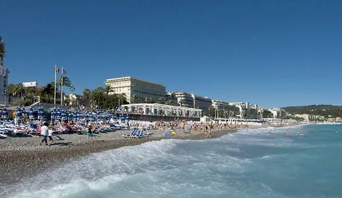 Joli Appartement Nicois En Bord De Mer