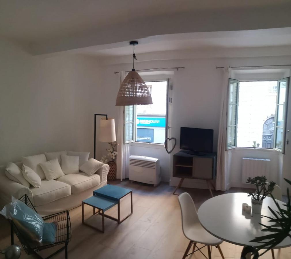 Apartment Joli Nicois En Bord De Nice